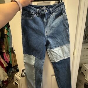 Hollister High rise patch work Mom Jeans 5R w27, L27